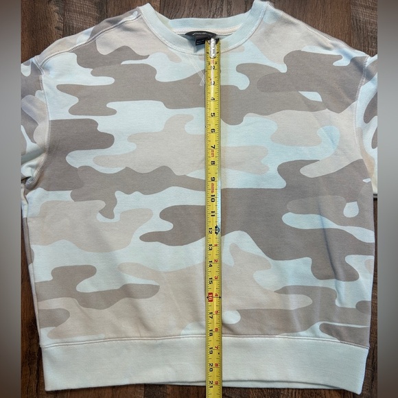 Eddie Bauer Petite Medium Pullover - Picture 6 of 10